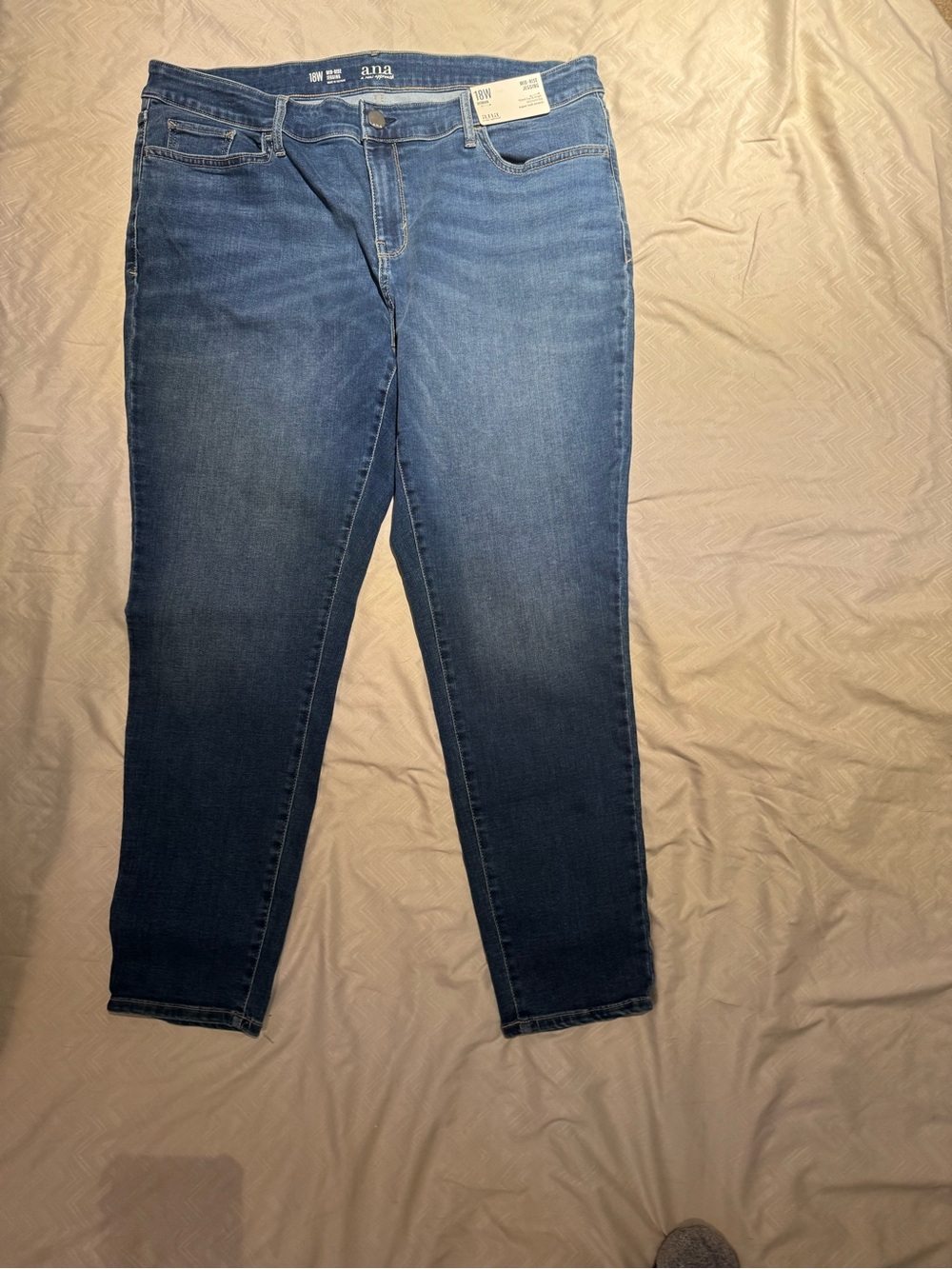 a.n.a Women's Skinny Jeans - Blue Wash